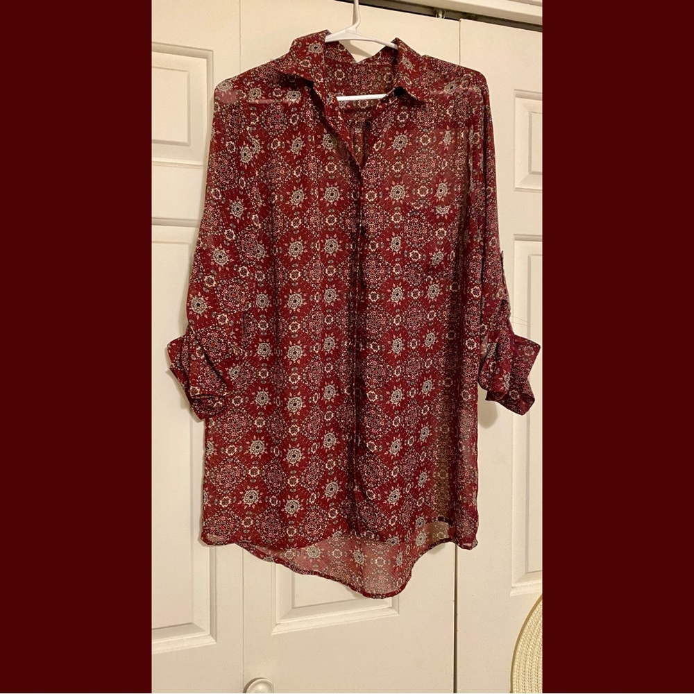 This cute top can make you go country or casual depending pair jeans or leggings